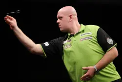 2025 World Matchplay Darts prediction: Michael van Gerwen vs. Raymond van Barneveld
