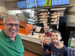 Republican gubernatorial hopeful Darren Bailey mourns son, daughter-in-law, two grandchildren after Montana helicopter crash