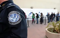 2 customs officers plead guilty to allowing drugs to enter the US through their inspection lanes
