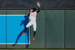 Twins’ center fielder Byron Buxton gets MRI