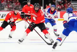 Myers: Big money signings the latest twist in college hockey’s new world